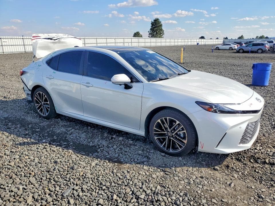 2026 TOYOTA CAMRY XLE 4