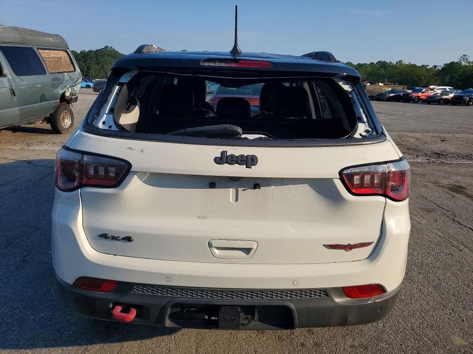 2018 JEEP COMPASS TRAILHAWK 6