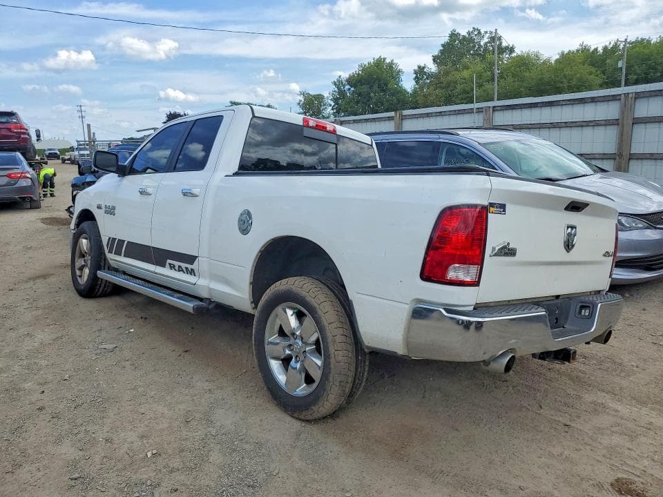 2017 RAM 1500 SLT 2
