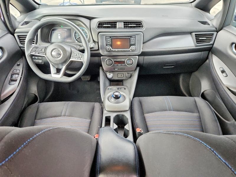 2019 NISSAN LEAF S 8