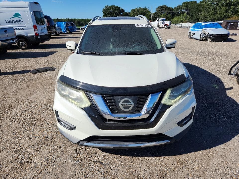 2017 NISSAN ROGUE SL 5