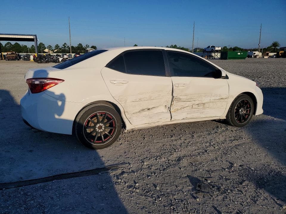 2019 TOYOTA COROLLA LE 3