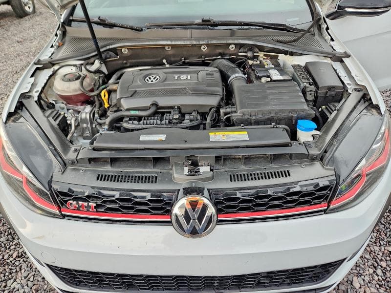 2021 VOLKSWAGEN GTI S 11