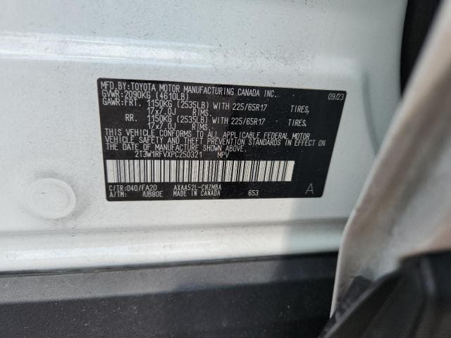 2023 TOYOTA RAV4 XLE 13