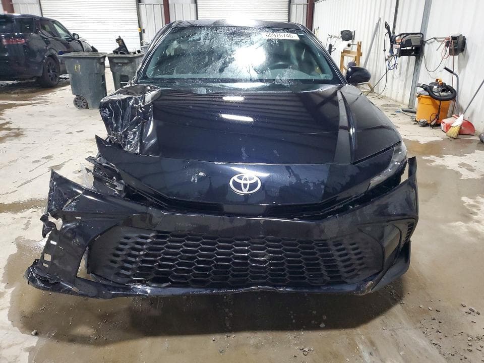 2025 TOYOTA CAMRY SE 5