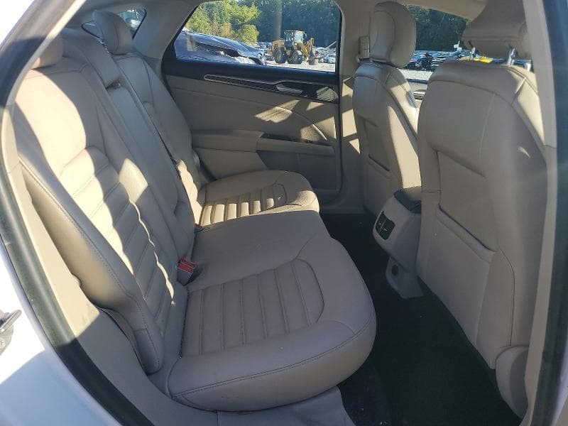 2019 FORD FUSION SEL 10