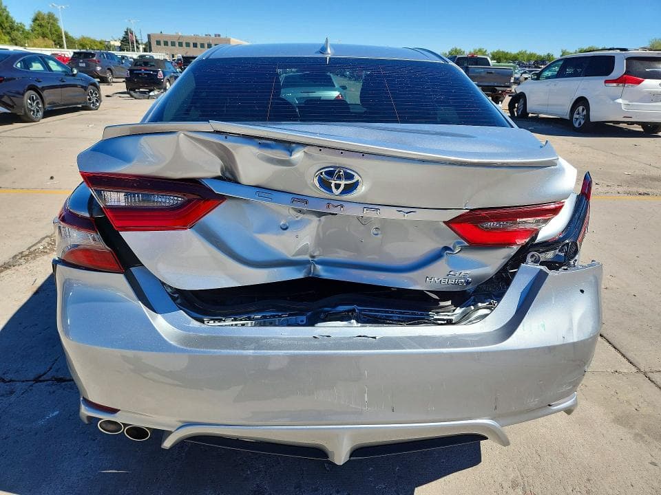 2024 TOYOTA CAMRY HYBRID SE 6