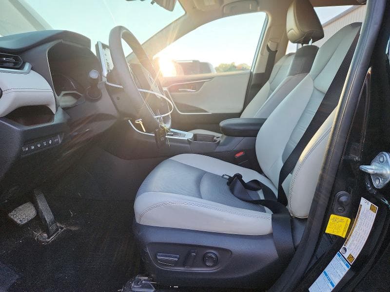 2021 TOYOTA RAV4 LIMITED 7