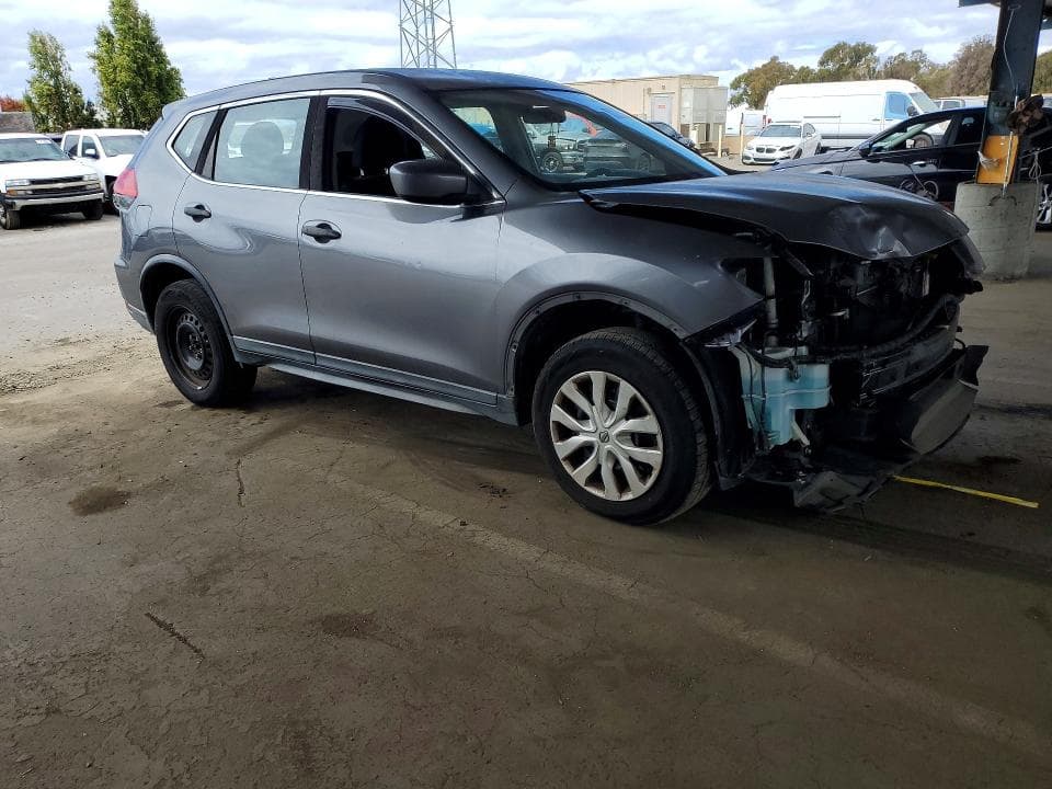2017 NISSAN ROGUE S 4
