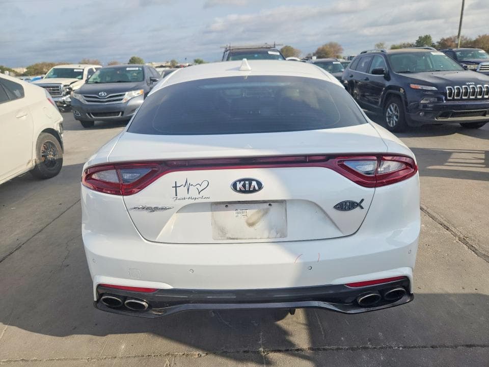 2018 KIA STINGER PREMIUM 6