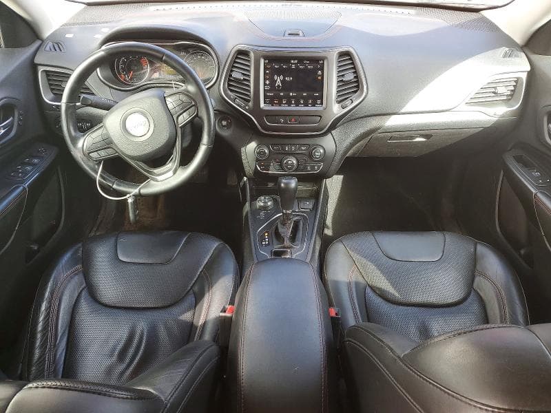 2019 JEEP CHEROKEE TRAILHAWK 8