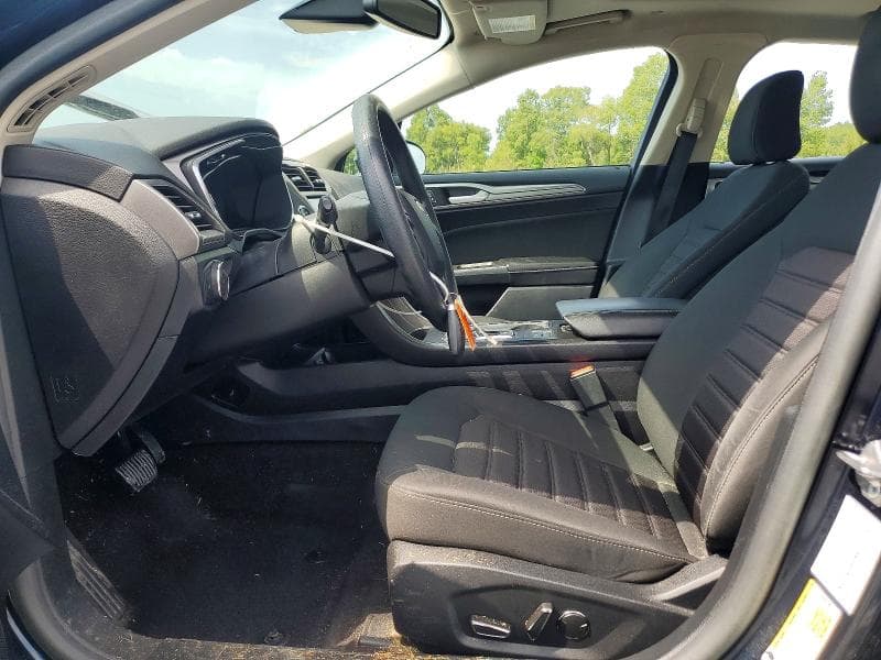 2020 FORD FUSION SE 7
