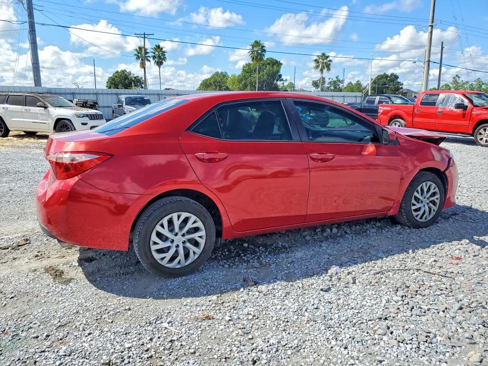 2017 TOYOTA COROLLA LE 3