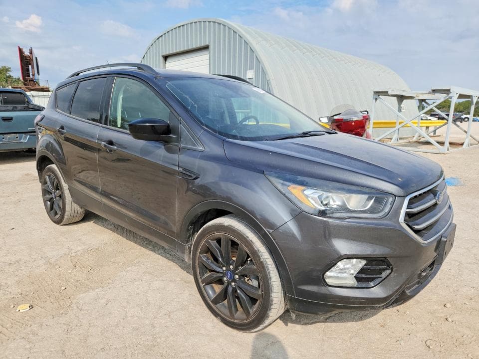 2018 FORD ESCAPE SE 4