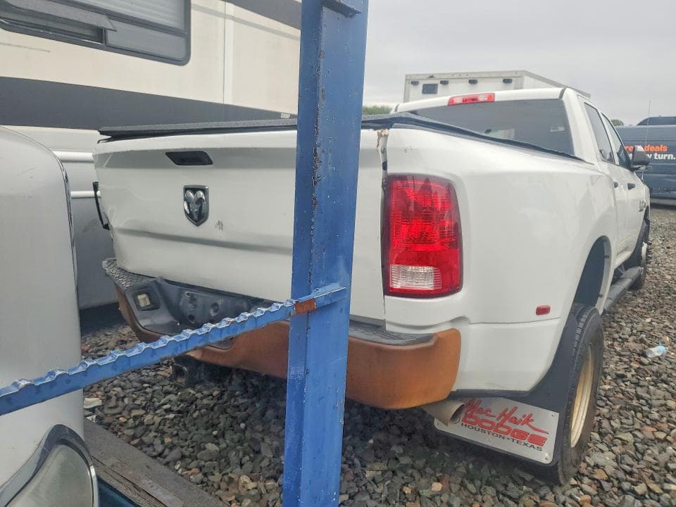2018 RAM 3500 ST 6