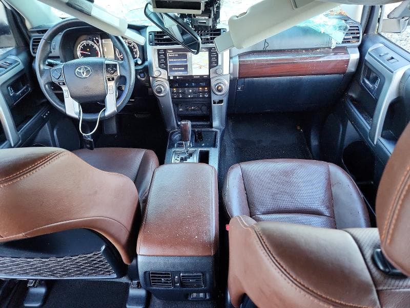 2020 TOYOTA 4RUNNER LIMITED 8