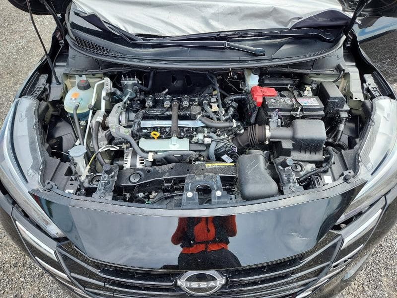 2025 NISSAN VERSA SV 11