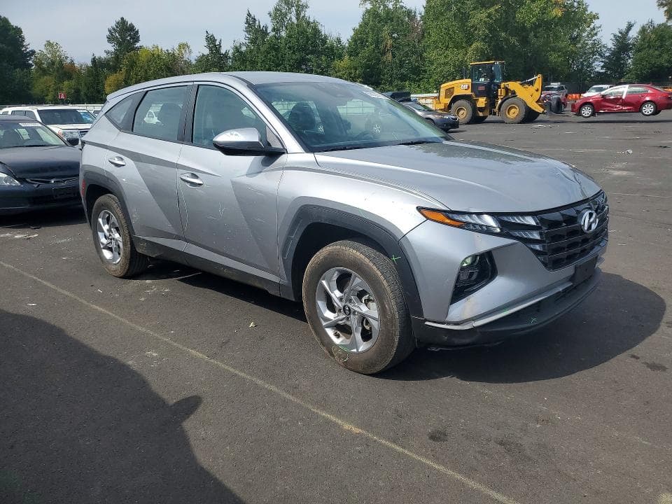 2023 HYUNDAI TUCSON SE 4