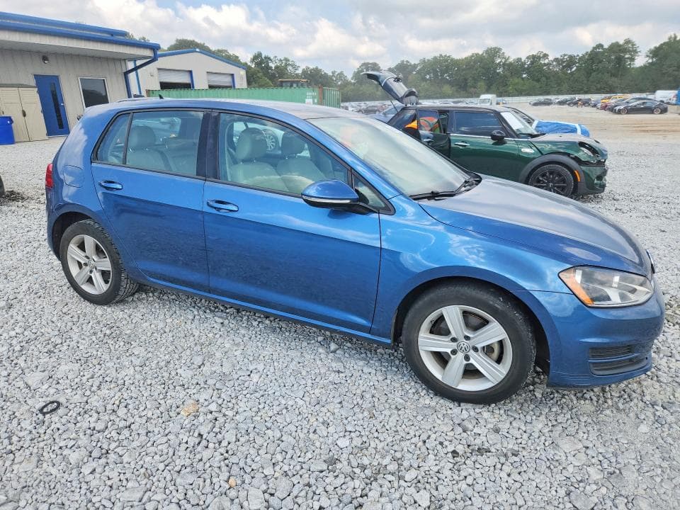 2017 VOLKSWAGEN GOLF S 4