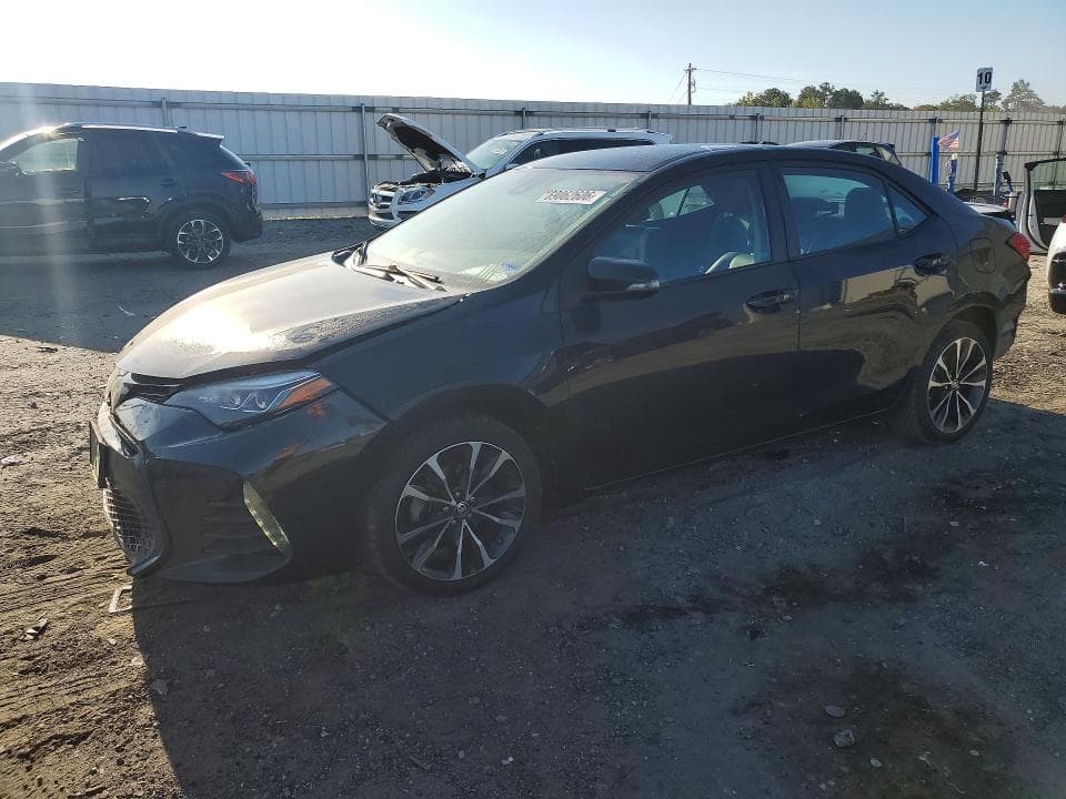 2017 TOYOTA COROLLA SE - 1