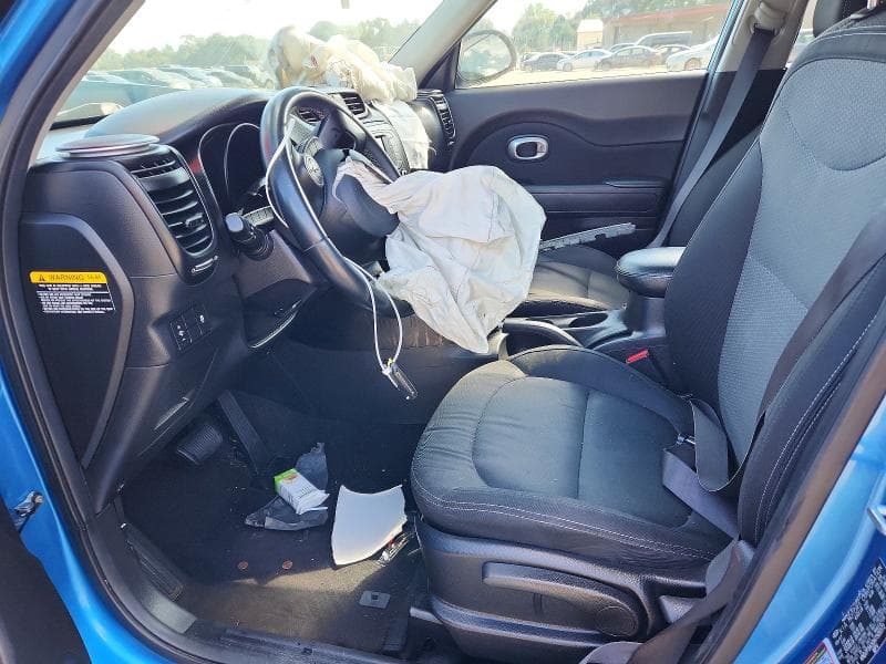 2017 KIA SOUL + 7