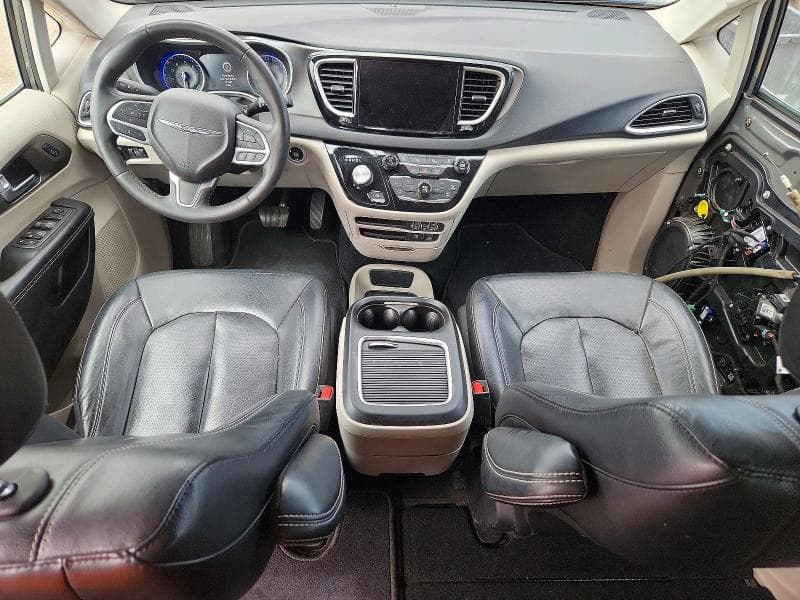 2022 CHRYSLER PACIFICA TOURING L 8