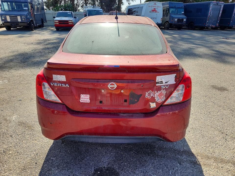 2018 NISSAN VERSA SV 6
