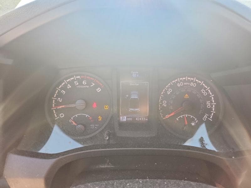 2021 TOYOTA TACOMA SR 9