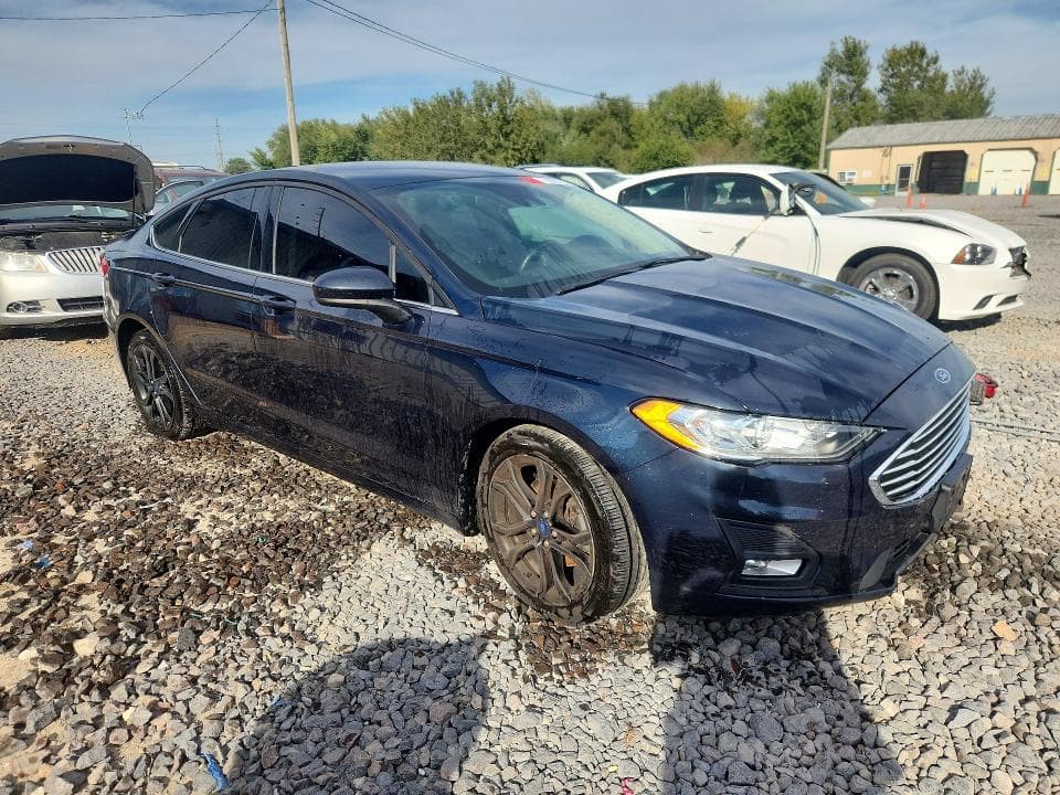 2020 FORD FUSION SE 4