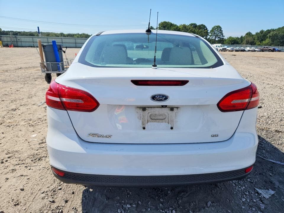 2018 FORD FOCUS SE 6