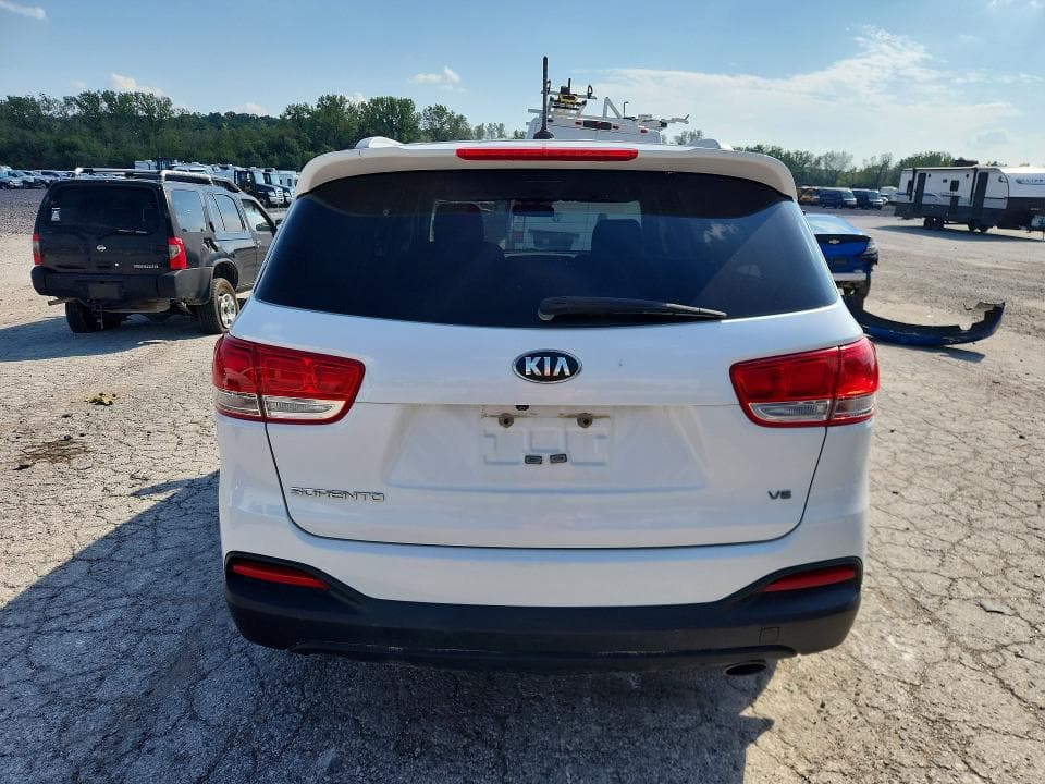 2017 KIA SORENTO LX V6 6