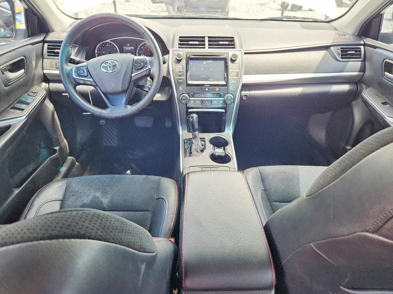 2017 TOYOTA CAMRY XSE 8