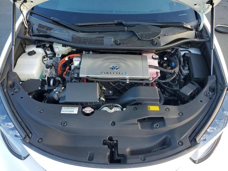 2020 TOYOTA MIRAI BASE 11