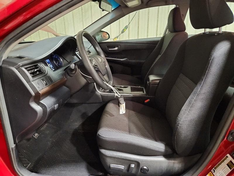 2017 TOYOTA CAMRY LE 7