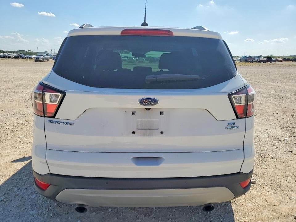 2017 FORD ESCAPE SE 6