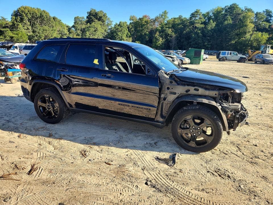 2019 JEEP GRAND CHEROKEE LAREDO 4