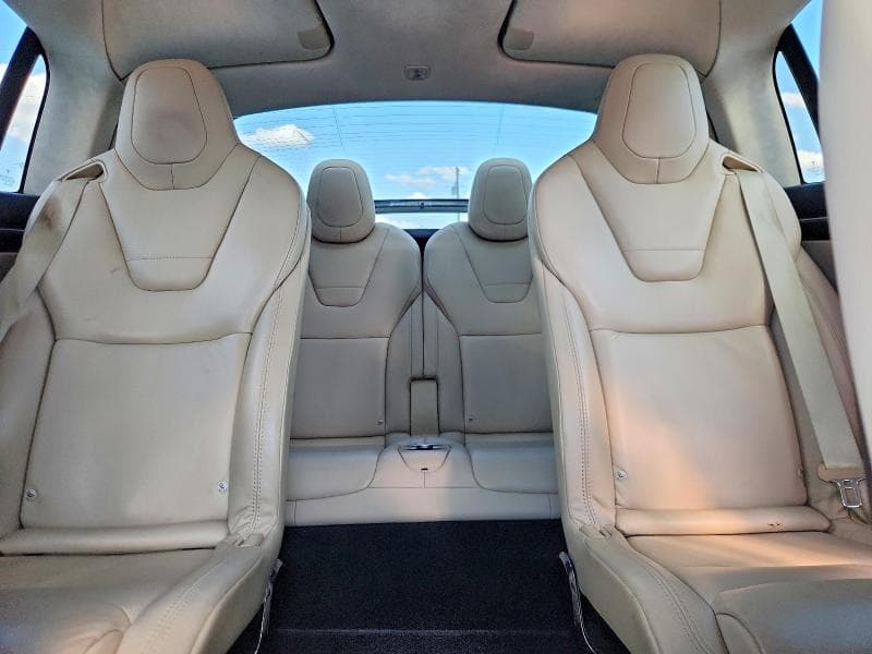 2017 TESLA MODEL X 10