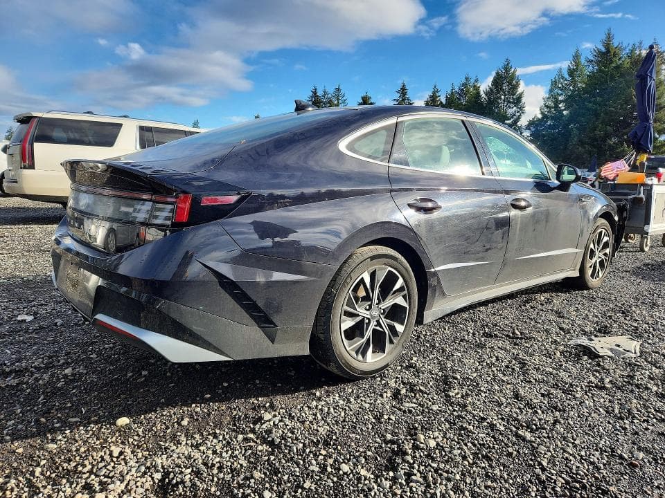 2024 HYUNDAI SONATA SEL 3
