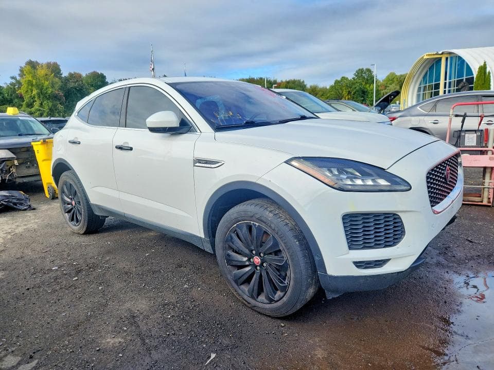 2018 JAGUAR E-PACE SE 4