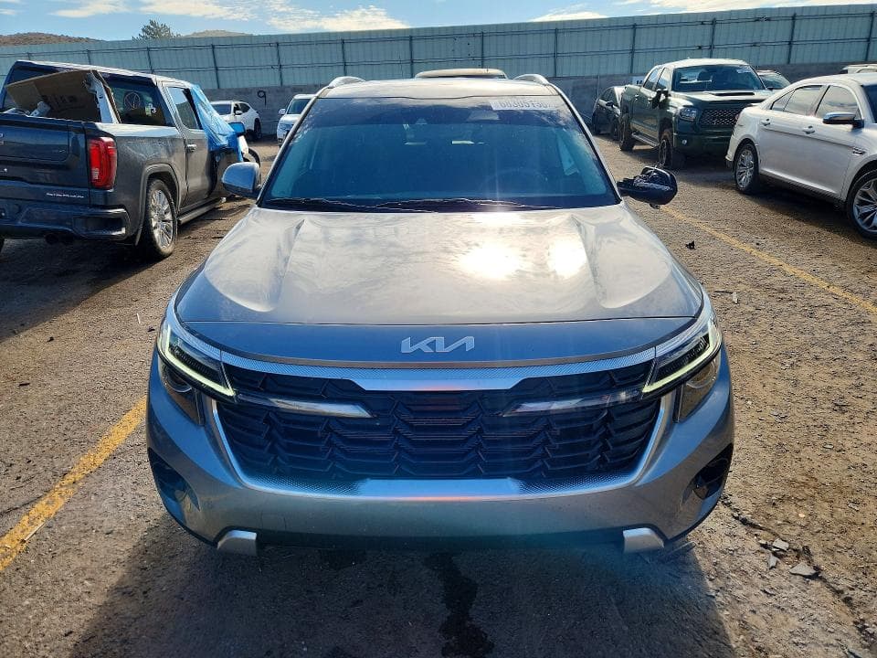 2025 KIA SELTOS EX 5