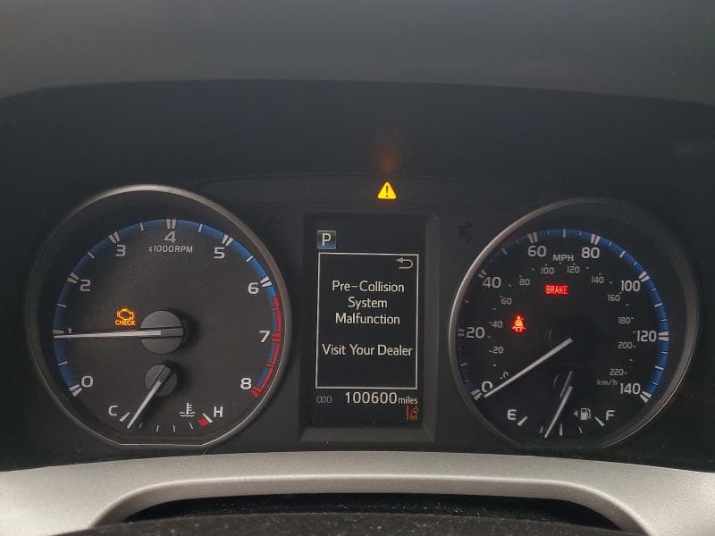 2017 TOYOTA RAV4 LE 9
