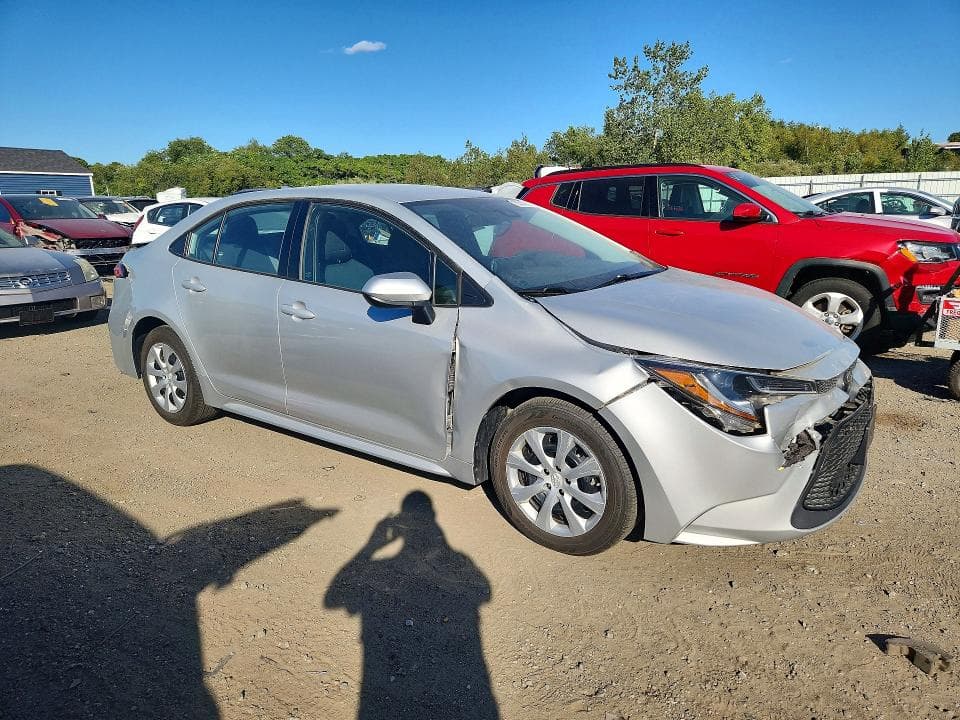 2021 TOYOTA COROLLA LE 4