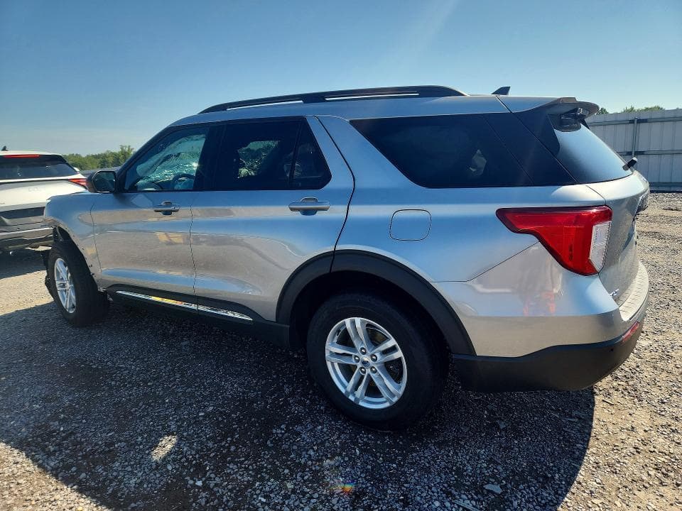 2023 FORD EXPLORER XLT 2