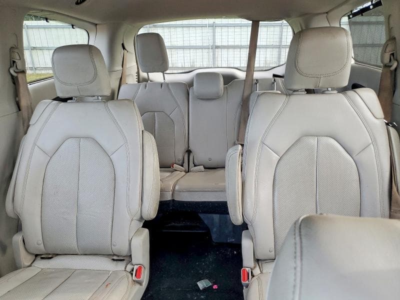 2018 CHRYSLER PACIFICA TOURING L PLUS 10