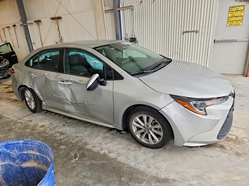 2024 TOYOTA COROLLA LE 4