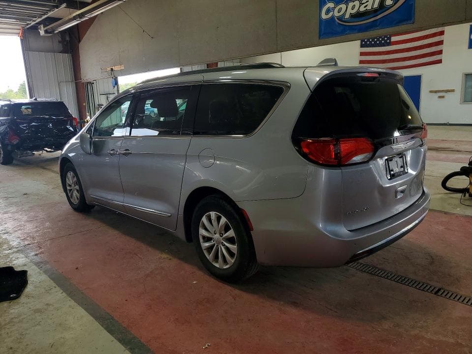 2017 CHRYSLER PACIFICA TOURING L 2