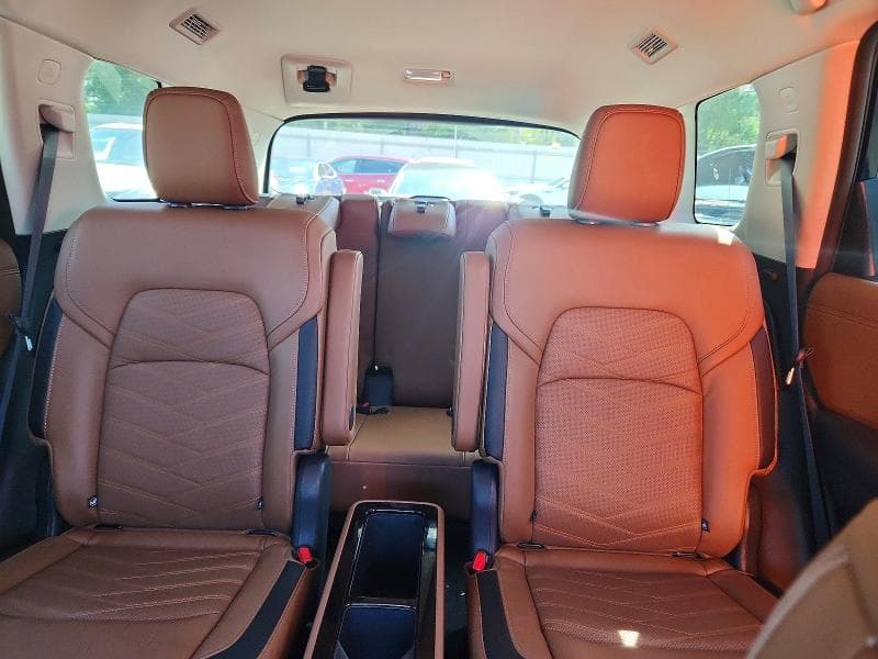 2025 NISSAN PATHFINDER PLATINUM 10