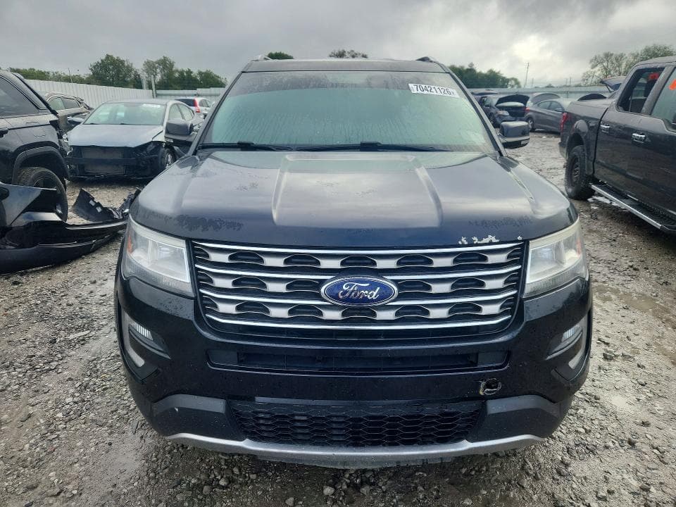 2017 FORD EXPLORER XLT 5