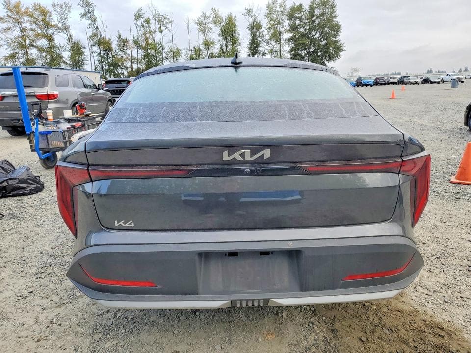 2026 KIA K4 LXS 6