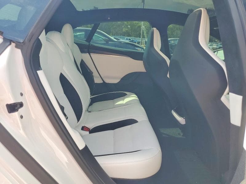 2025 TESLA MODEL S 10